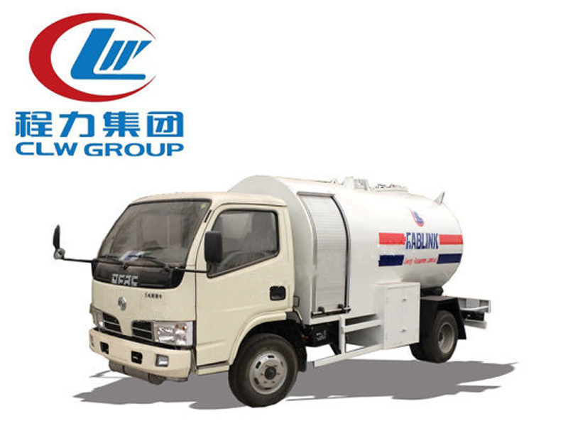 4X2 Dongfeng 5000 Liters LPG Transport Trucks