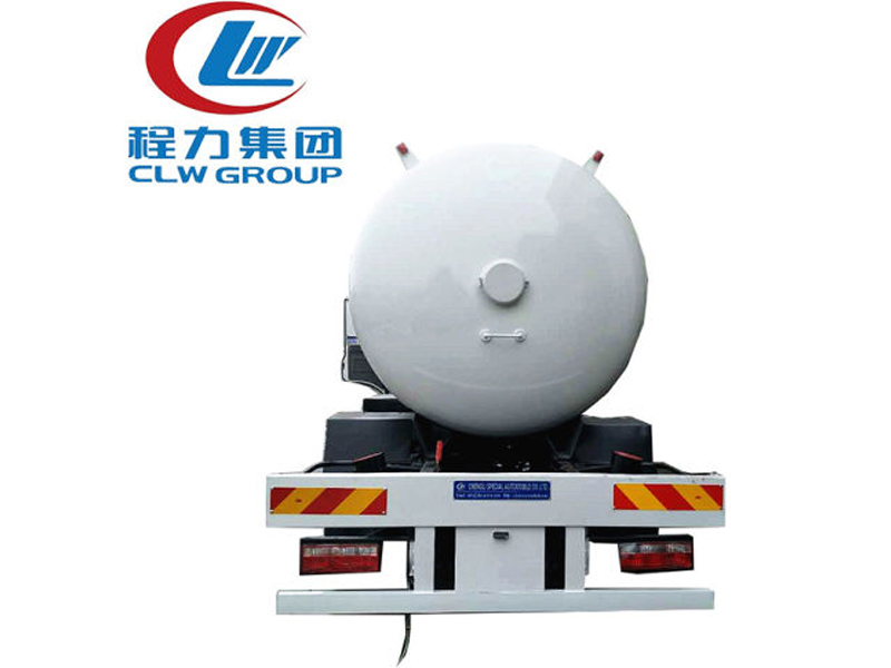 4X2 Dongfeng 5000 Liters LPG Transport Trucks