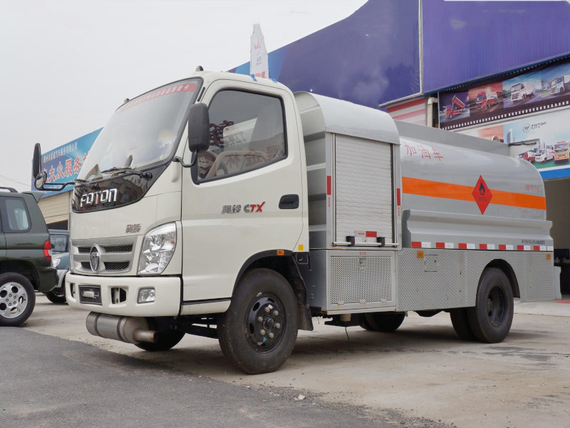 4X2 Foton 8 CBM Mobile Fueling Trucks