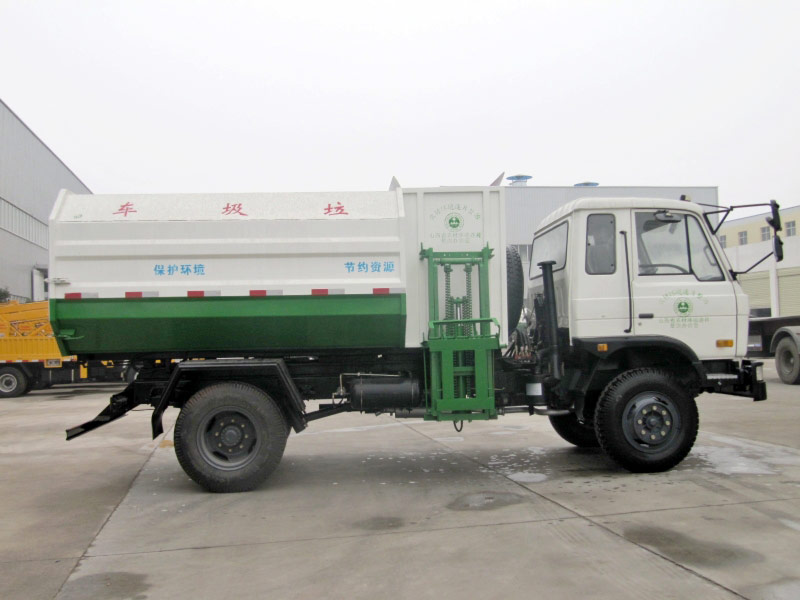4X2 Dongfeng 5CBM Side Loader Garbage Trucks