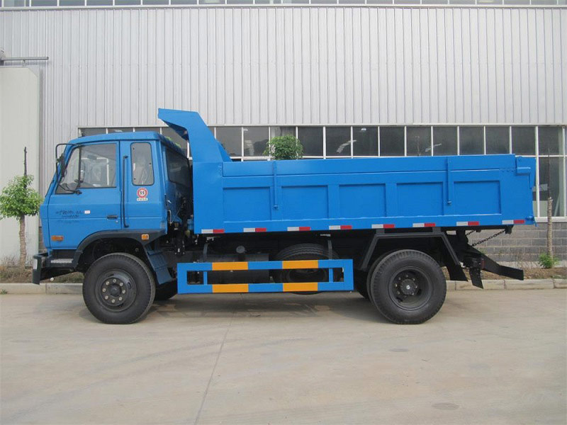 4X2 Dongfeng 5m3 Dump Garbage Trucks