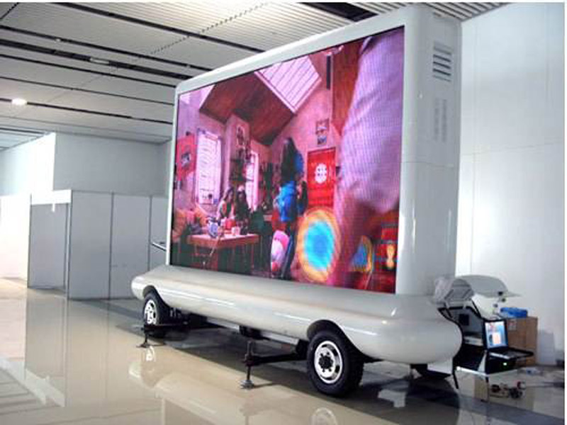 P4 Outdoor Mobile LED Advertising Trailers