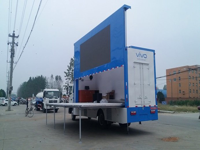 Mobile Stage Roadshow Trucks With LED Screen