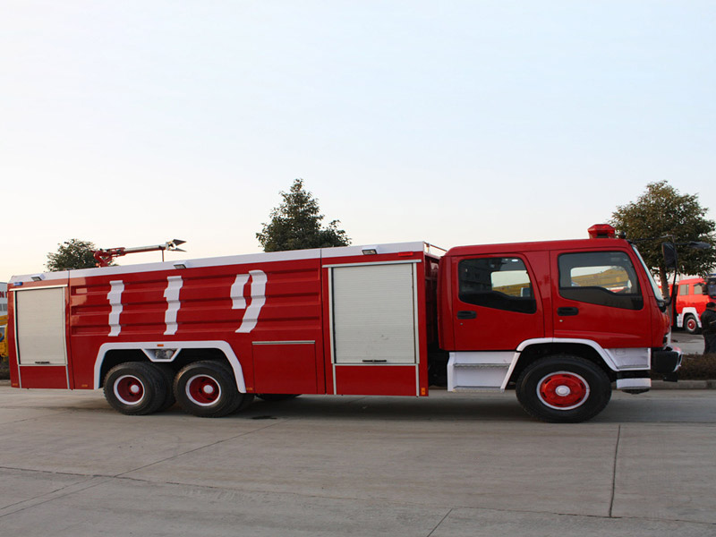 10CBM ISUZU Foam Water Fire Fighting Trucks