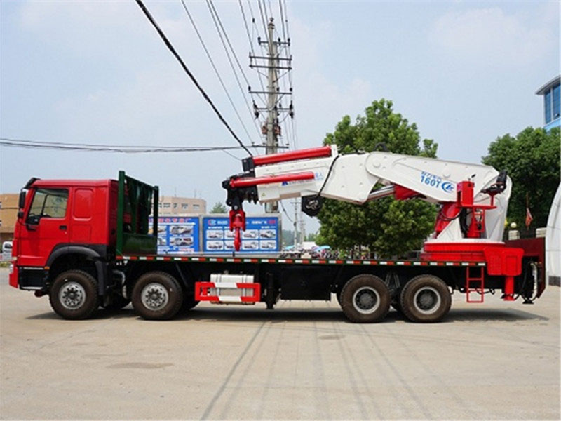 50Ton Sinotruk HOWO Heavy Duty Crane Trucks