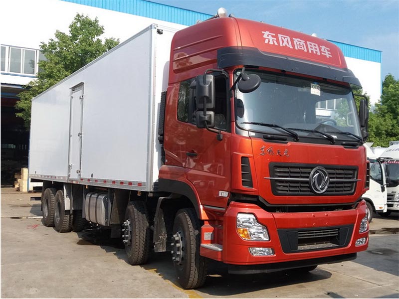 8X4 Dongfeng 30T Logistics Refrigerated Trucks