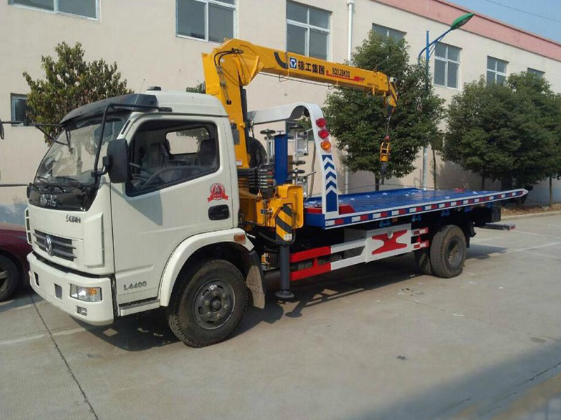 Dongfeng 3Tons Sliding Platform Recovery Trucks With Crane