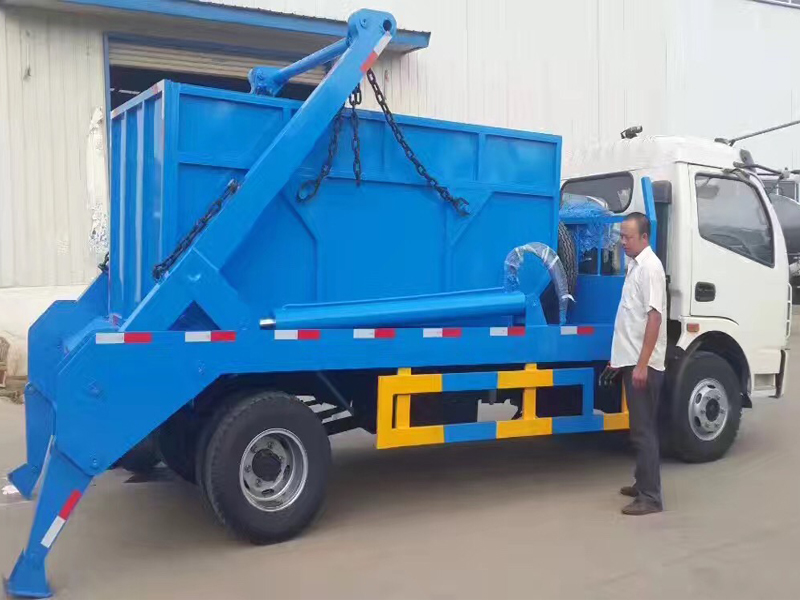 4X2 Dongfeng 5m3 Skip Loader Garbage Trucks