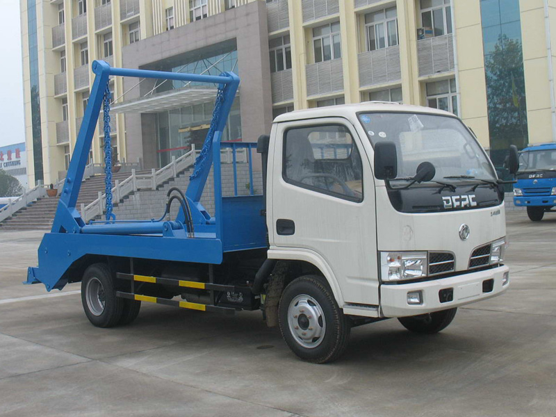 4X2 Dongfeng 5m3 Skip Loader Garbage Trucks