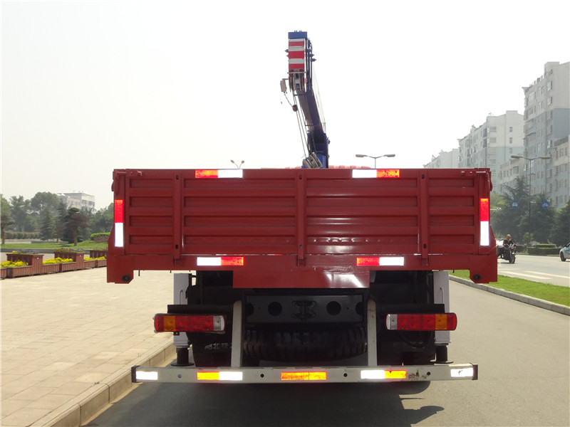 5 Ton XCMG Truck Mounted Crane