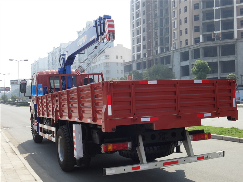 5 Ton XCMG Truck Mounted Crane