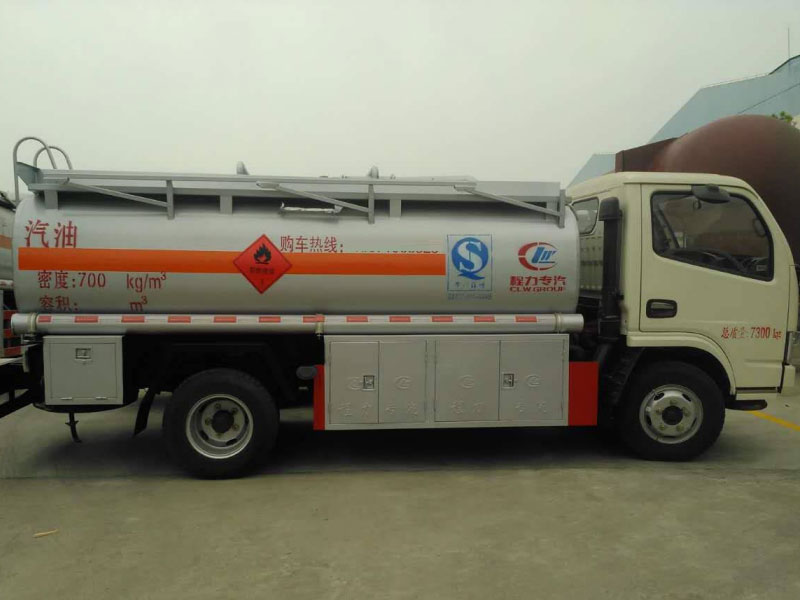 4X2 Dongfeng 5CBM Fuel Tank Truck